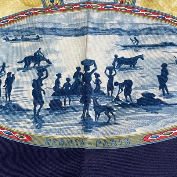 Hermès Silk Scarf with Historical Print - Picture 3 of 9